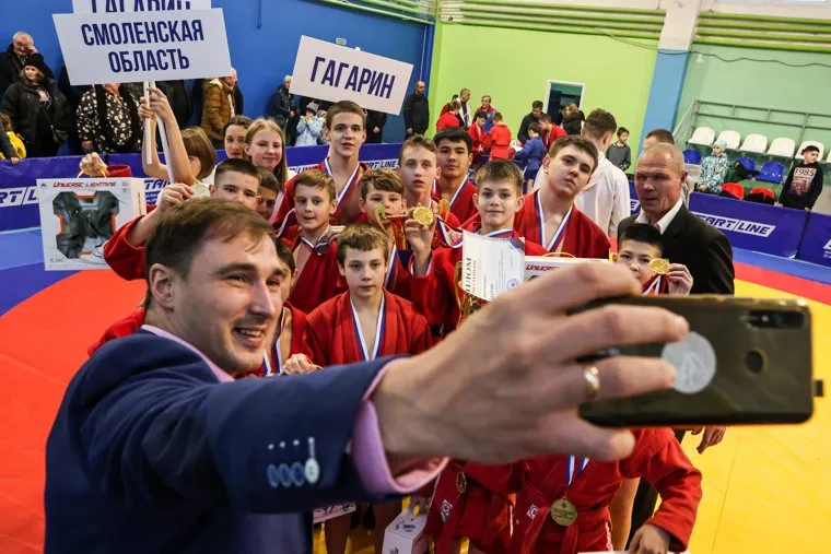 Соревнования по самбо в спортивной школе в г. Гагарин. Смоленская область, г. Гагарин