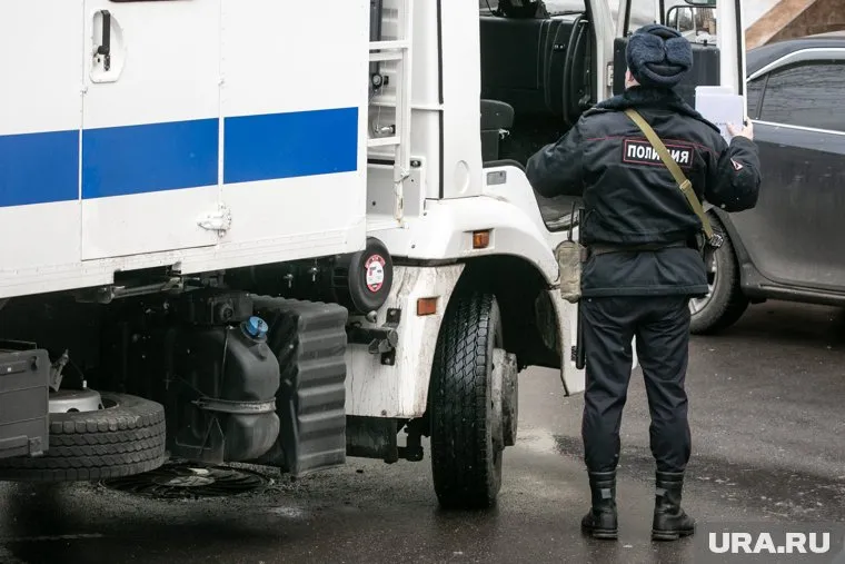 В ФСБ России сообщили, что террористов этапируют в Москву