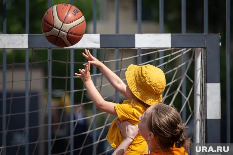 Помимо приятных подарков для детей подготовили различные активности