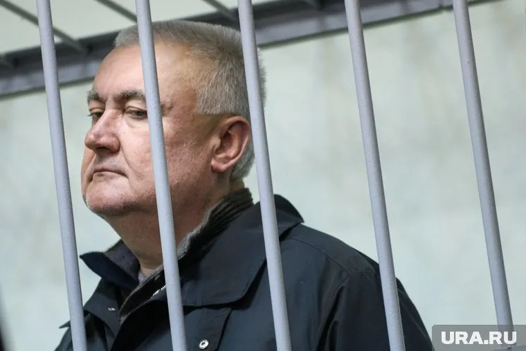 Железнодорожника подозревают во взятке