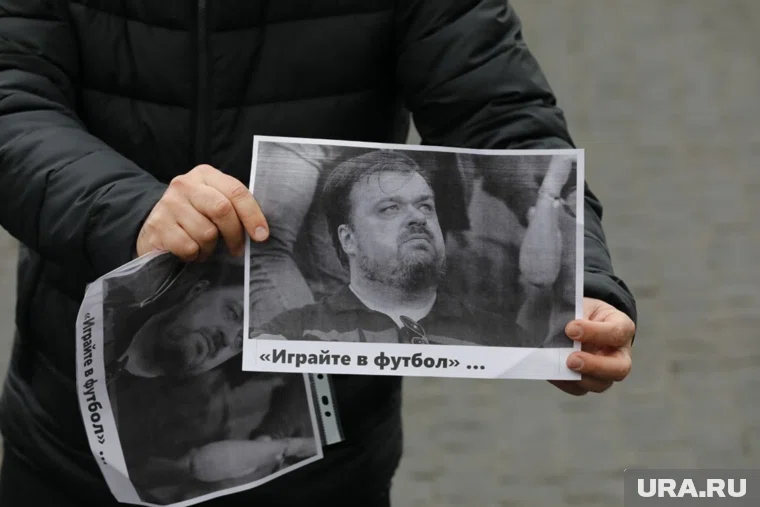 Уткин умер в 2024 году