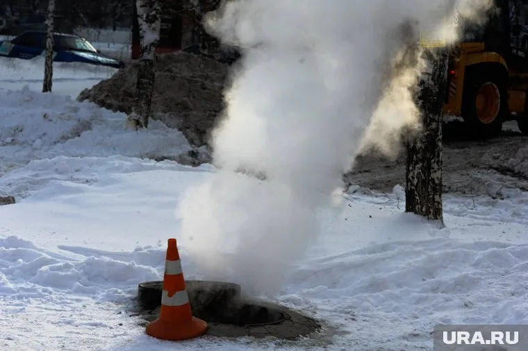 Коммунальные службы уже начали устранять аварии (архивное фото)