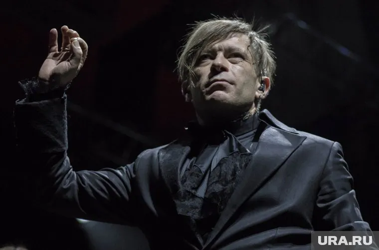 Иноагент Лева Би2 считает, что группа недолго будет находиться на грани банкротства