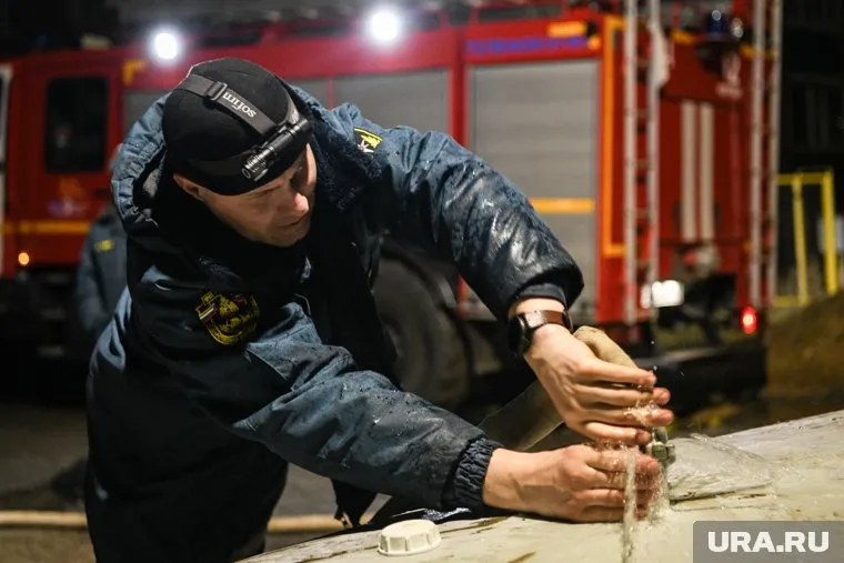 Спасатели продолжают ликвидацию последствий наводнения