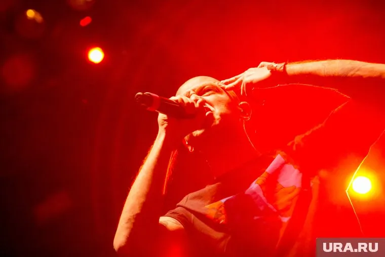 Оксимирон выпустил свой альбом, как и обещал, 1 декабря