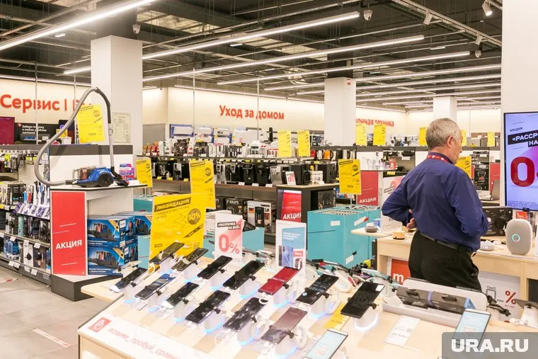 Китайские компании начнут снижать цены из-за усиления конкуренции в России, считает эксперт