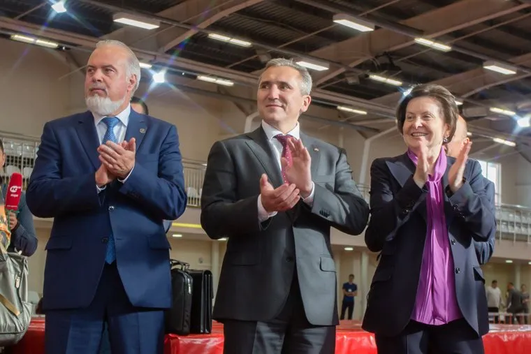 Визит Моора. Сургут, моор александр, шувалов вадим, комарова наталья 