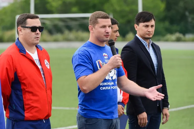 Сдача норм ГТО членами и сторонниками «Единой России». Челябинск, малофеев алексей, маматов эркин, латыпов вадим