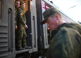 Свердловские ветераны собрали гумпомощь для мобилизованных