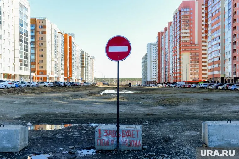 На данный момент в городе ведется работа на семи объектах