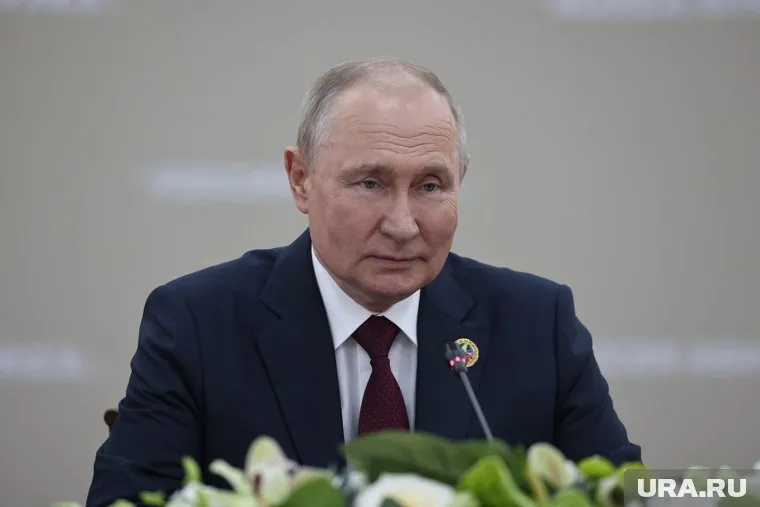 Президент РФ Владимир Путин подтолкнул консолидацию элит в Омской области