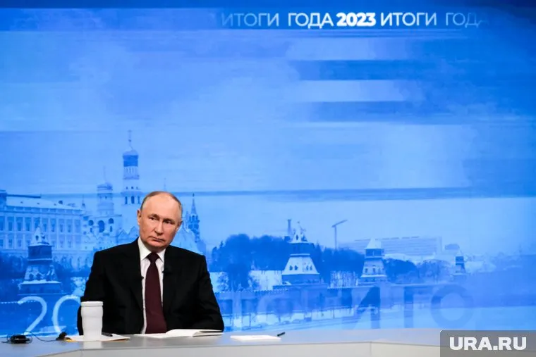 Президент России Владимир Путин обратится с посланием к Федеральному Собранию 29 февраля