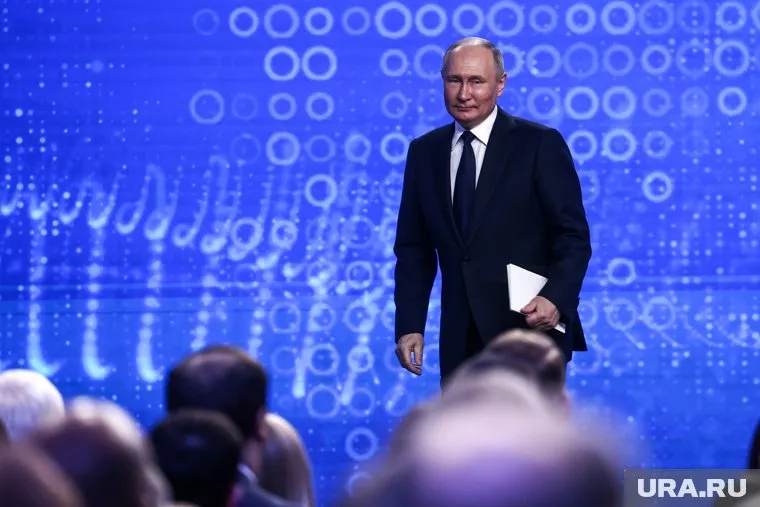 Владимир Путин, предварительно, набирает в Свердловской области 82,09%