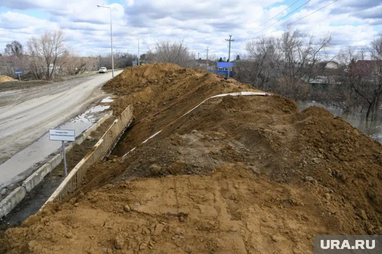 Дорога по улице Гагарина, ведущая к аэропорту закрыта для проезда с 8 апреля