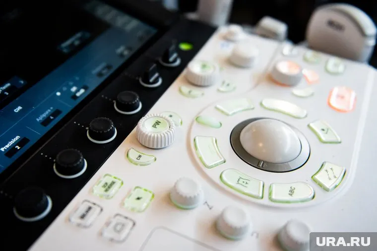 Новый аппарат поступил в пермскую клиническую поликлинику (архивное фото)