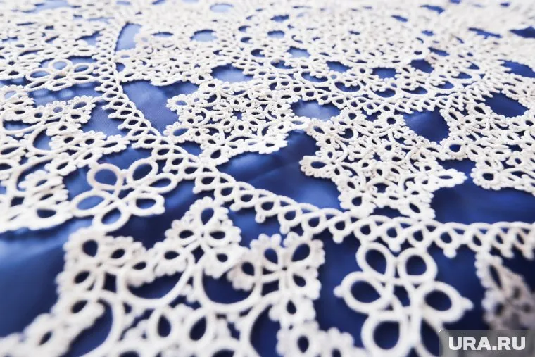 Посетители смогут увидеть: коклюшечное кружево, вязаное крючком, фриволите и «ирландское» кружево (архивное фото)