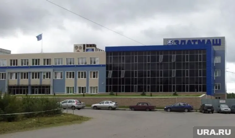 Под подозрения попал директор по снабжению «Златмаша»