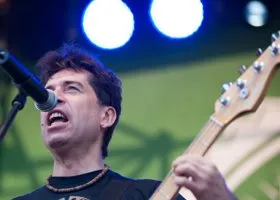 Как живет иноагент Покровский: сбежал из России из-за СВО, зарабатывая в барах США 