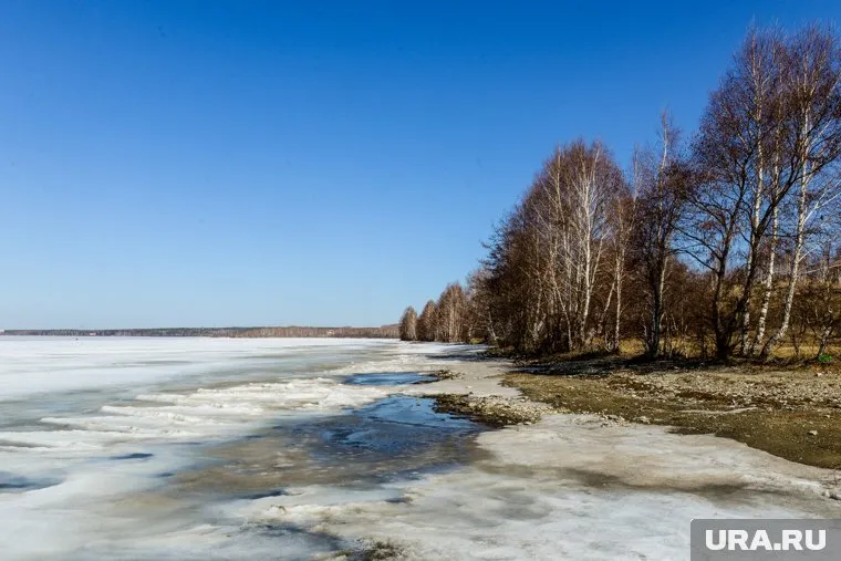 База на берегу озера предоставляет круглогодичный отдых (архивное фото)