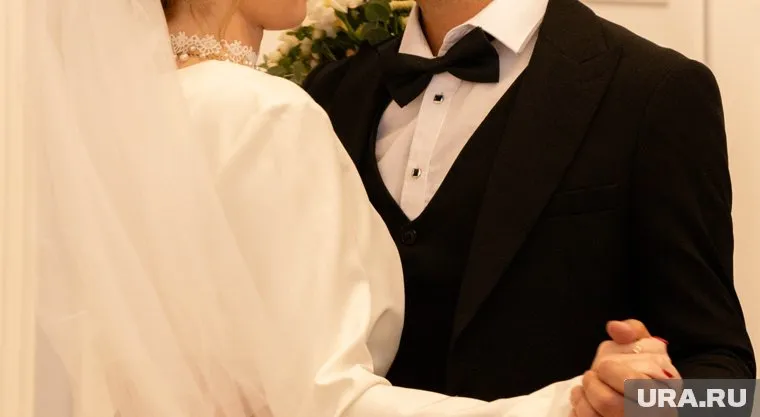 Пары отдают предпочтение камерным свадьбам в семейном кругу