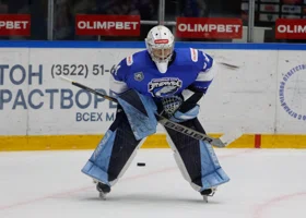 Хоккеисты из Кургана вырвали победу в овертайме у челябинской команды