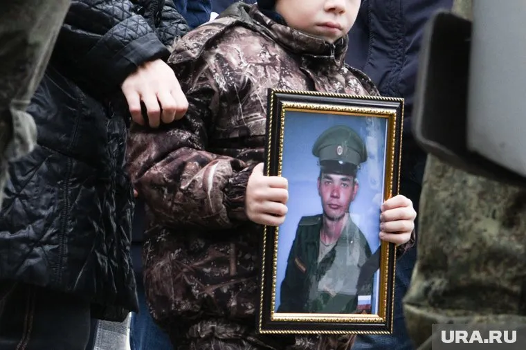 Иван Катлинских погиб во время несения службы в войсковой части Свердловской области