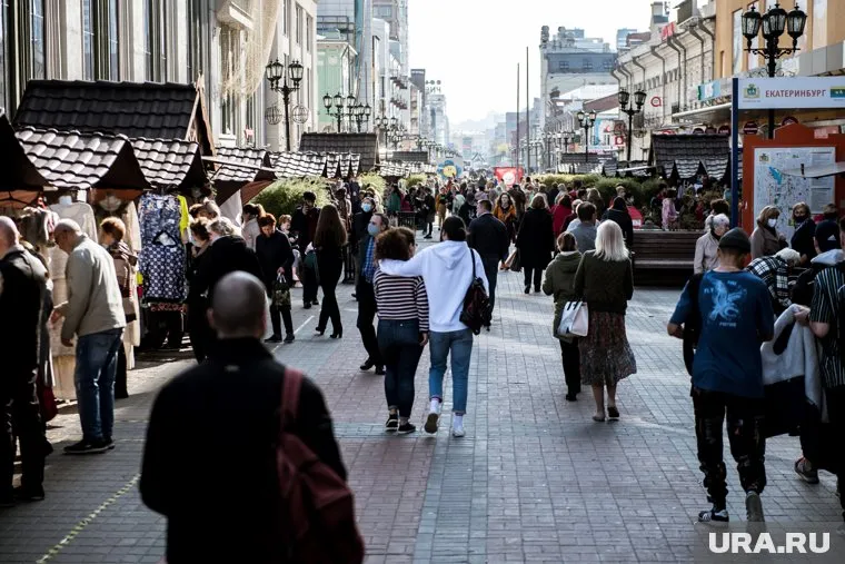 ЕС предложил наладить отношение с рядовыми россиянами