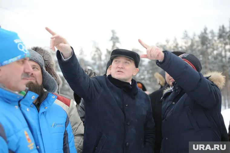 Губернатору Борису Дубровскому презентовали новый инвестпроект горнолыжного комплекса "Евразия"