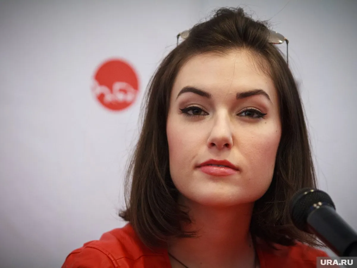 Жас жігіттер секс іздейді Грек секс фильмі