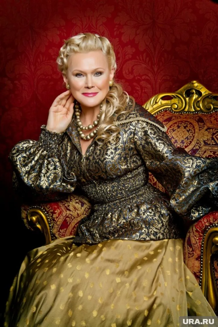 Певица выиграла суд у обманувших ее мебельщиков