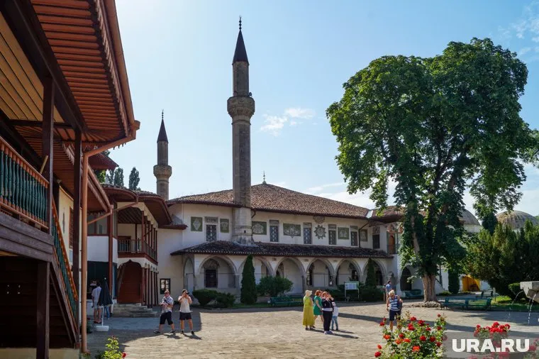 На Украине считают, что музейные экспонаты в Крыму принадлежат их стране