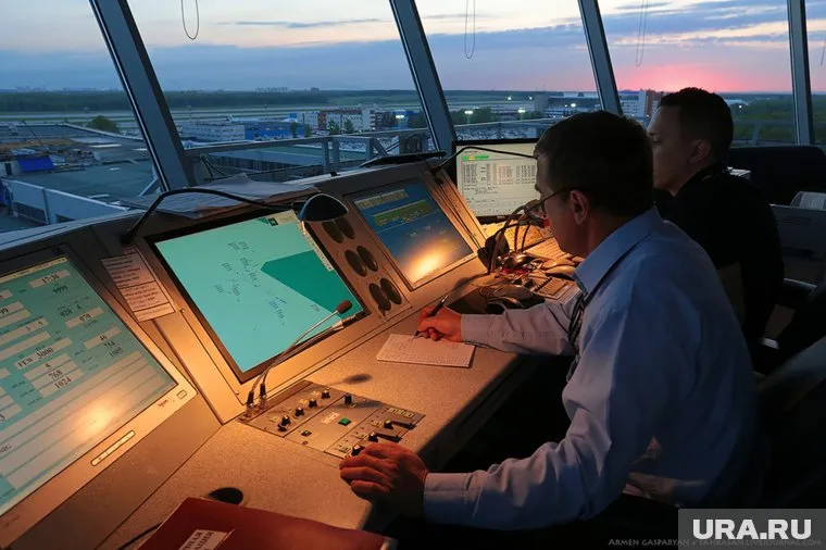 Украинским авиадиспетчерам запретили русский язык