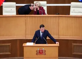 Свердловский губернатор представил план на тяжелейший год