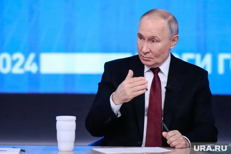 Путин пошутил на тему политики