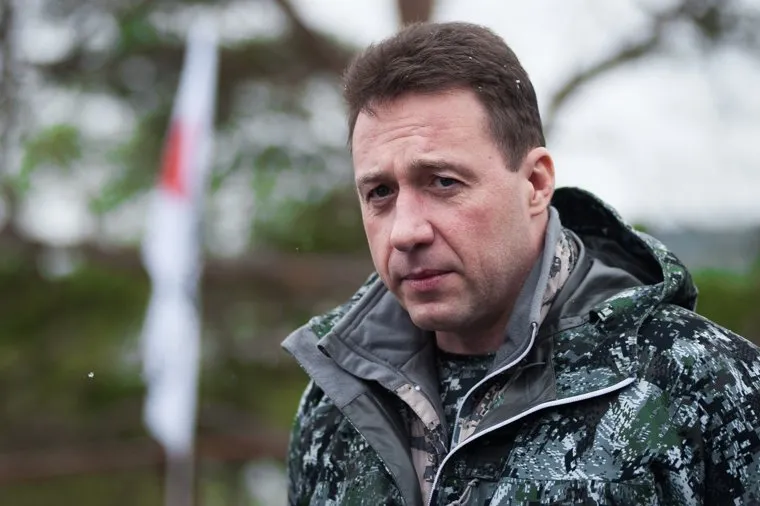 Традиционный сплав по реке Чусовой движения "В защиту человека труда". Свердловская область, деревня Слобода, холманских игорь