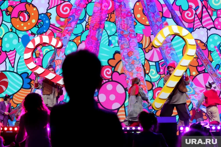 Новогодняя программа будет идти до 11 января