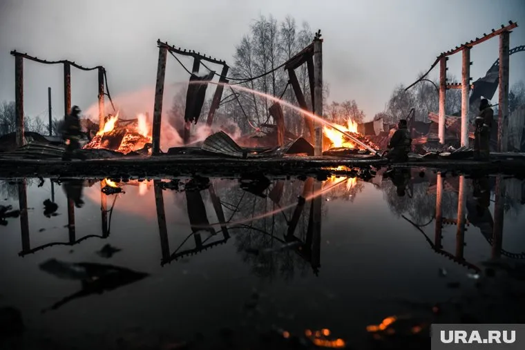 Пожар вызвал тревогу среди местного населения (архивное фото)