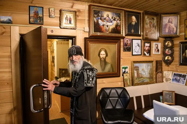 Бывшему схиигумену Сергию запрещено участвовать в судебном споре о судьбе Среднеуральского монастыря