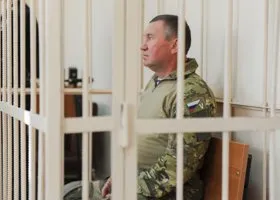 Следствие разрешило челябинскому экс-депутату Паутову уехать из СИЗО на фронт