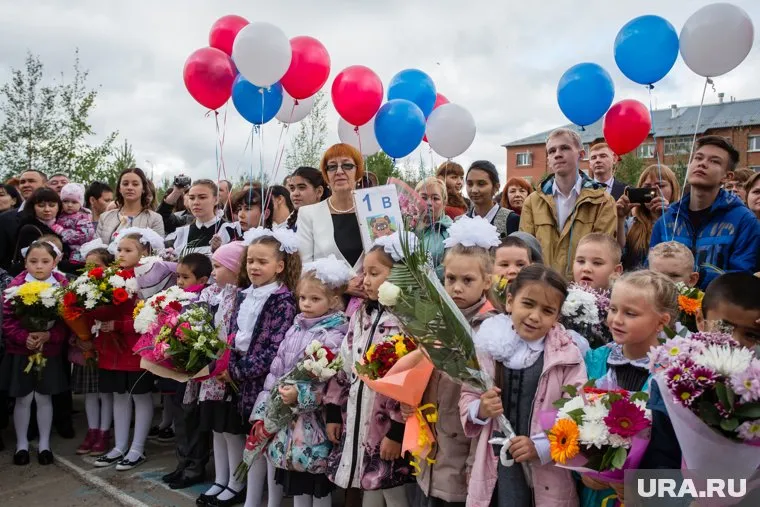 Дети получили подарки к Дню знаний