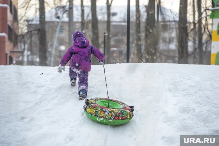 Тюбинг становится популярнее простых санок