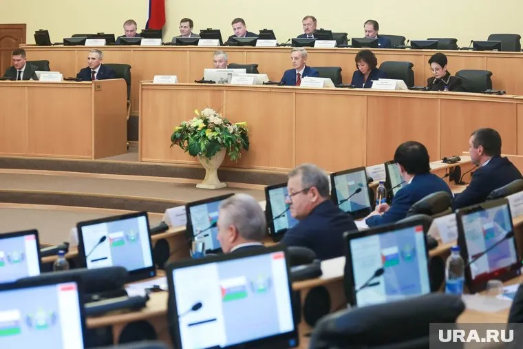На своем празднике депутаты долгожданных гостей не дождались (архивное фото)