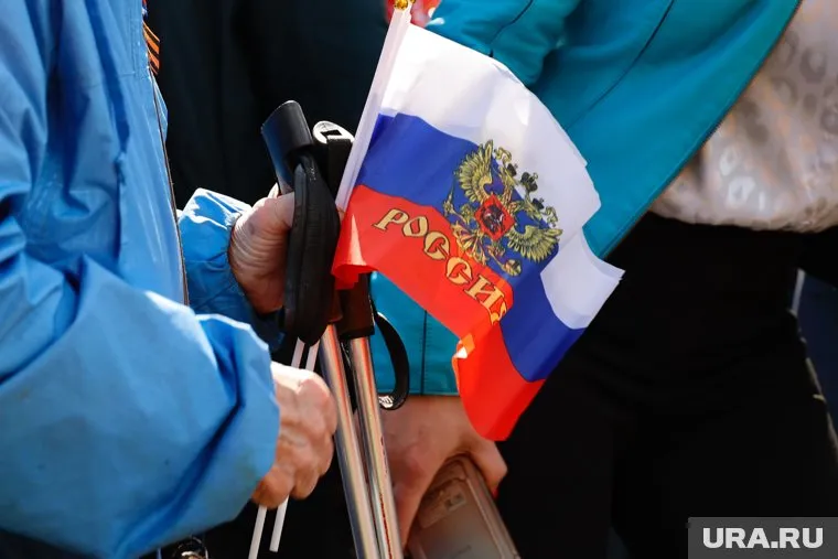 Новороссия как федеральный округ может появиться и через три года, заявили источники