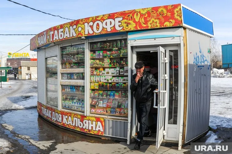 Взятки передавались за непринятие решений о демонтаже киосков