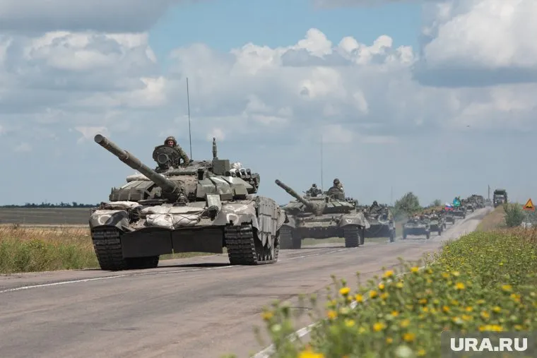 ВС РФ в Херсоне готовы перейти в наступление, заявил Сальдо