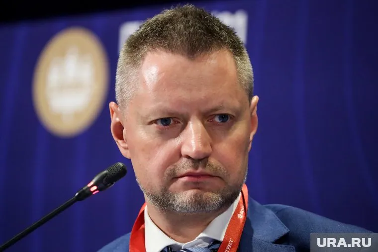 Алексея Пивоварова держат в полиции