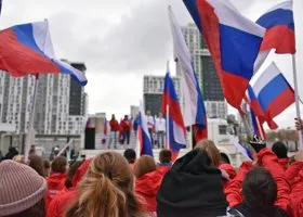 Екатеринбуржцы, помогающие мобилизованным, устроили митинг