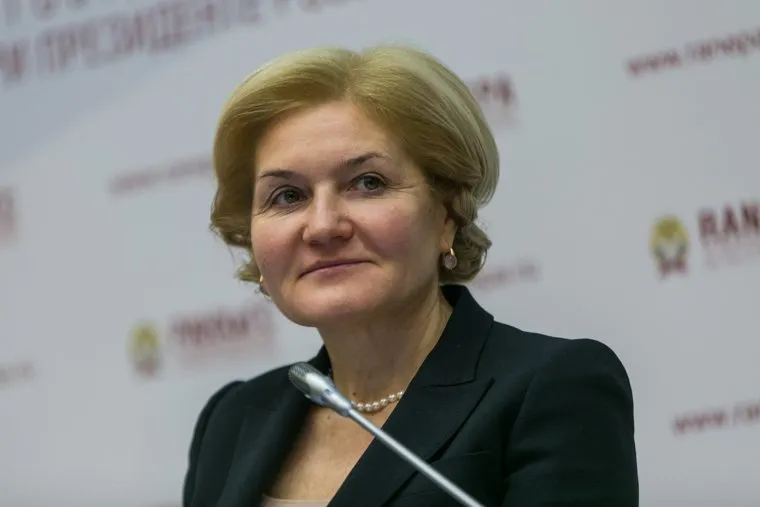 VIII Гайдаровский форум, день первый. Москва