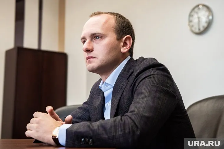 Бар «Огонек» собрал для Александра Пумпянского посылку с продуктами