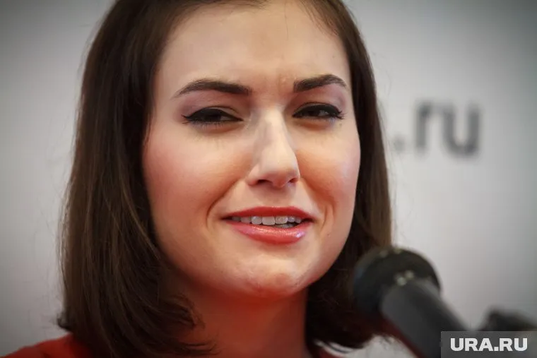 Саша Грей больше не красуется возле сельского управления образования